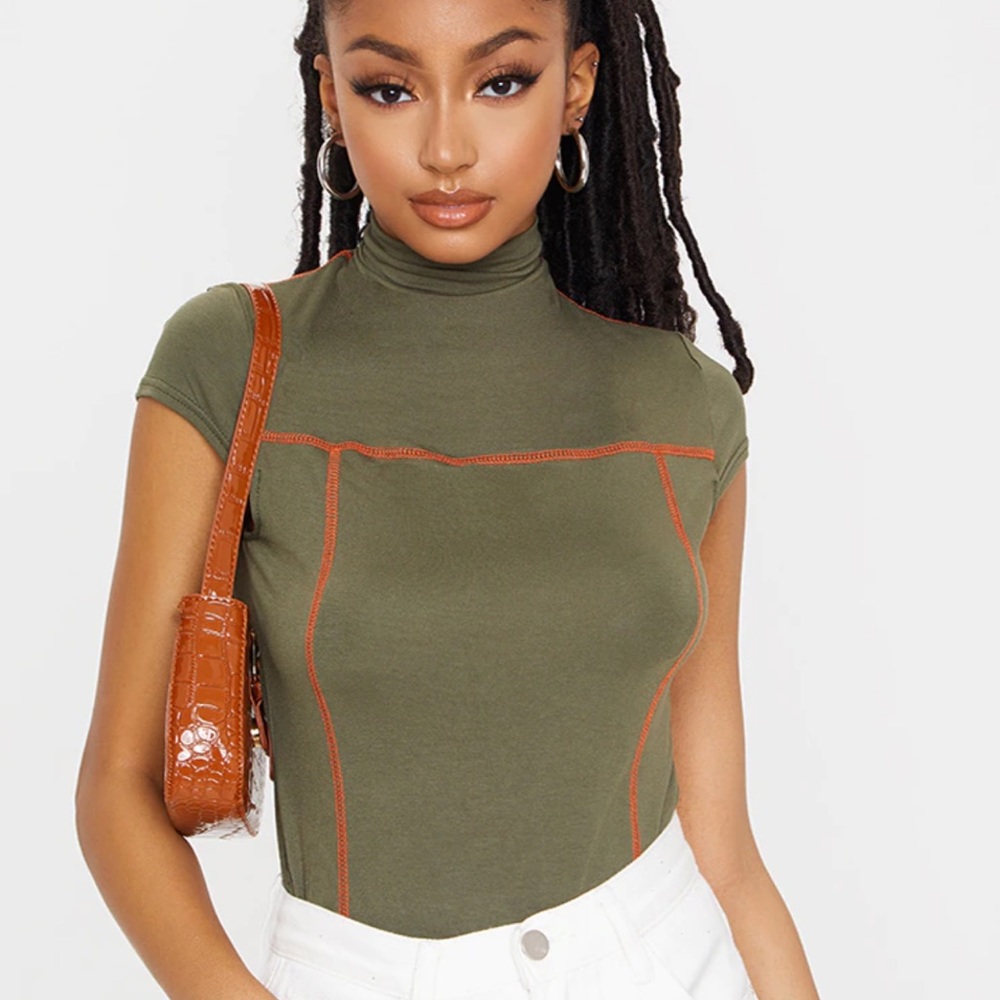 NWT High neck contrast stitching top
